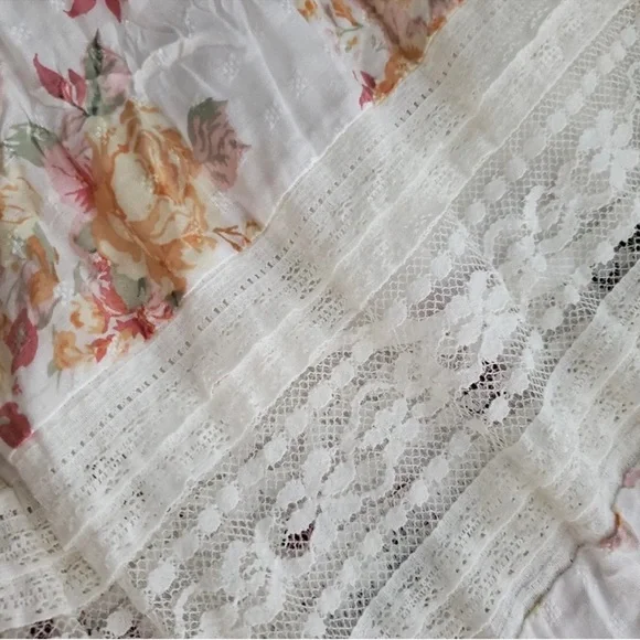 Lace and Floral Print Button Front Maxi - Picture 11 of 14